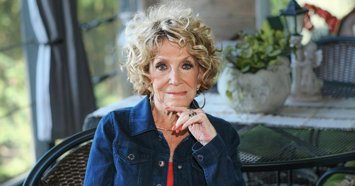 Celebrated Country Music Icon Jeannie Seely Passes Away at 85