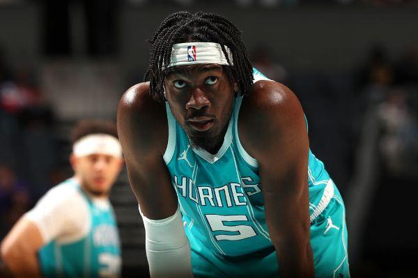 Charlotte Hornets Explore Disputing Lakers' Failed Physical of Mark Williams