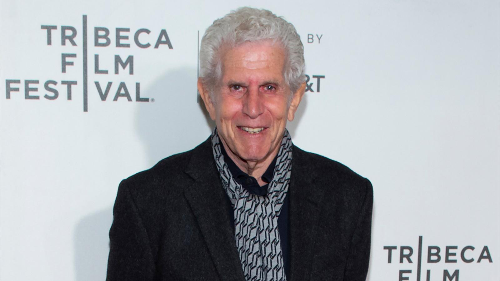 Celebrated Actor Tony Roberts, Known for His Versatility on Stage and Screen, Passes Away at 85